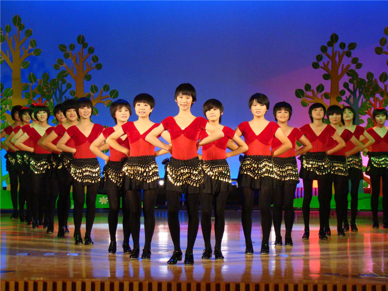 2010629գƽڶѧӰԺУ԰̤
