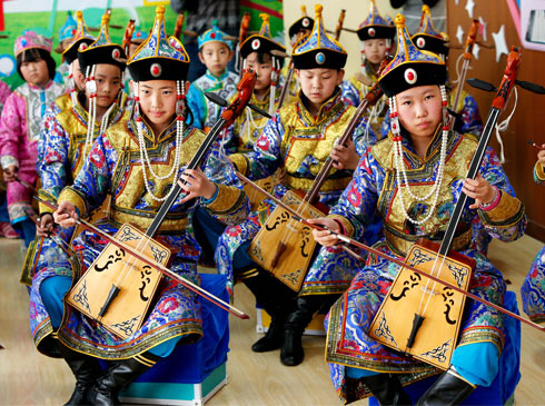  ҿ    ǰڱÿѧ·ƴϵ飬Ǽҳǵġ޿Ρȥ꿪ʼУѺٱἰȡ֮ǡͽѧעȼߵȴʣҲ𽥽£ϢɼѧơһơԿֱ䡱´ȡ     仯Դ2014ʼıнۺϸĸ׷ĽƽΪۣҪͨĸʵʽԴӺͻƶⷢչһʾ⣬ʹÿһѧƽȵнʽĻᡣ[ϸ]